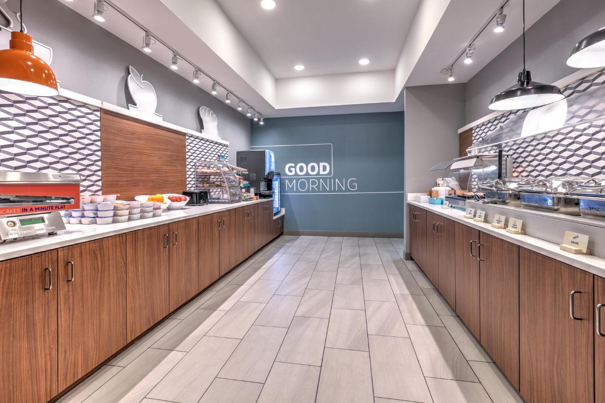 Express & By Ihg Hotel Marshall