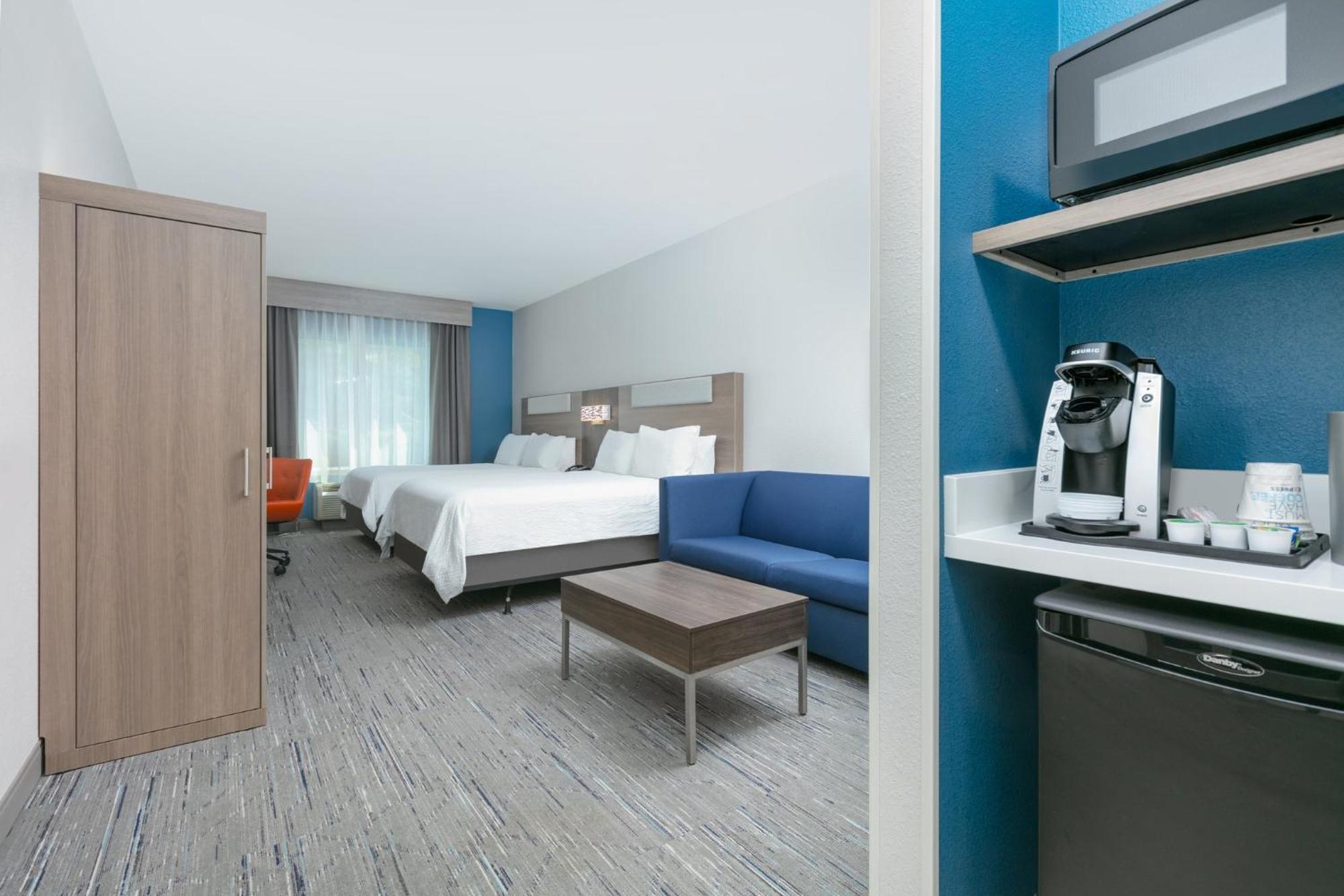 Hotel Express & By Ihg Marshall