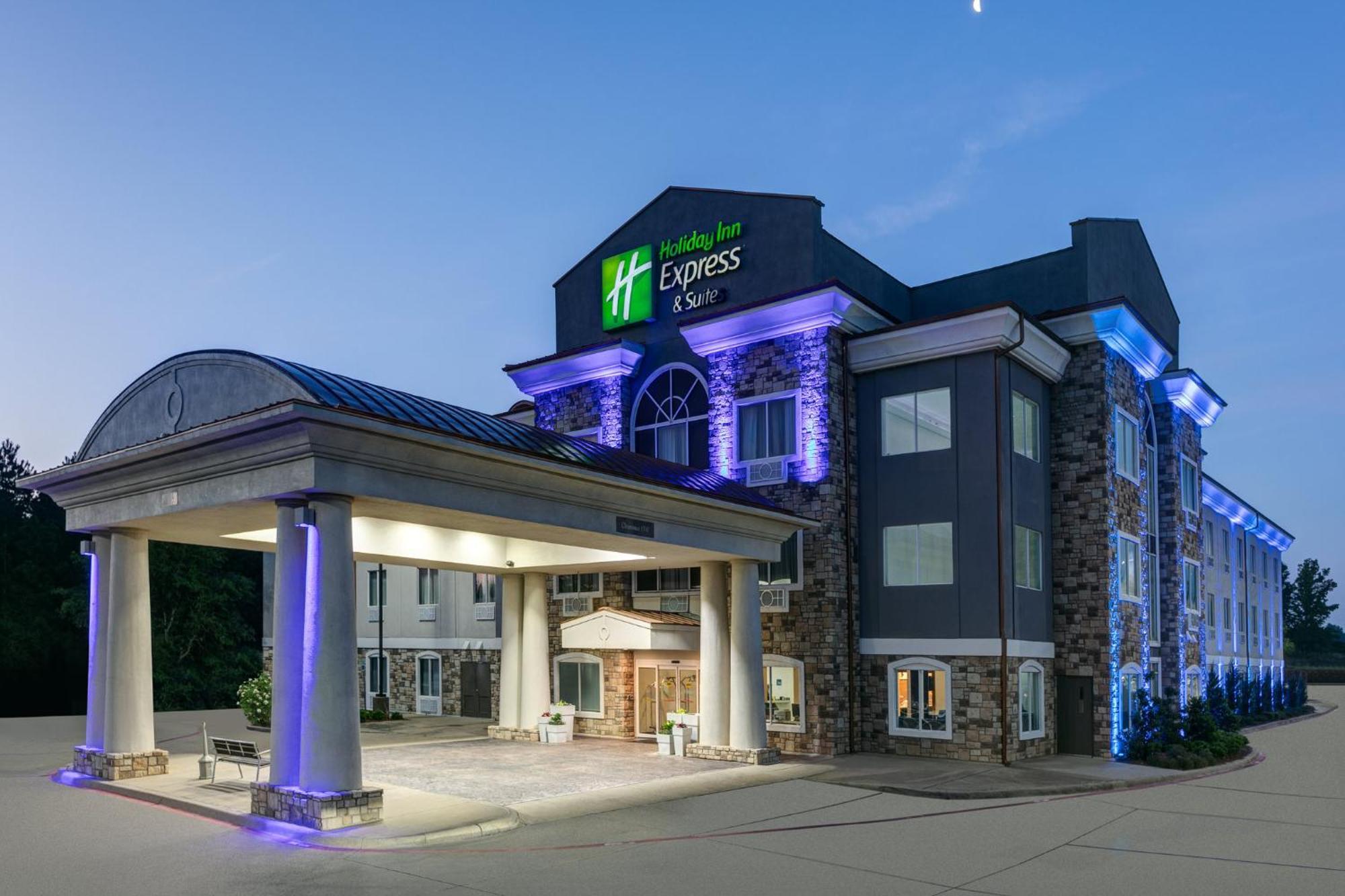 Express & By Ihg 3* Marshall