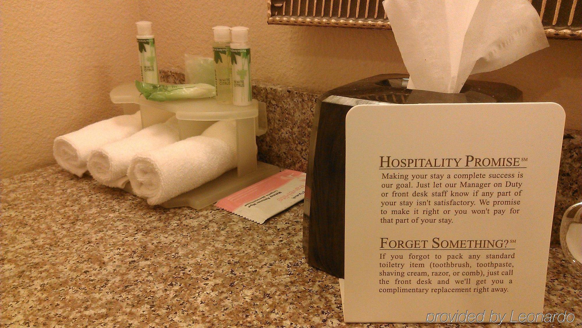 Express & By Ihg Hotel 3*